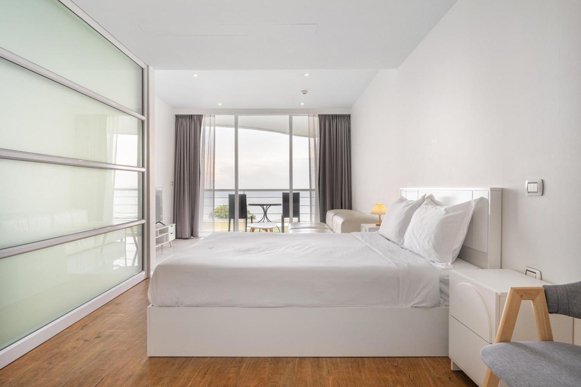 Pure Sunset Beach - Ocean View Room, Pattaya Na Chom Thian Ngoại thất bức ảnh