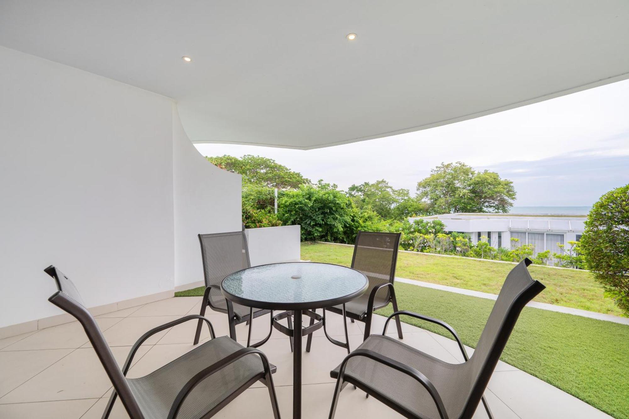 Pure Sunset Beach - Ocean View Room, Pattaya Na Chom Thian Ngoại thất bức ảnh